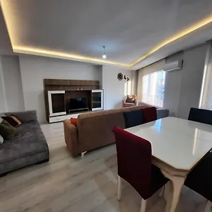 Daire Apart, Dalaman